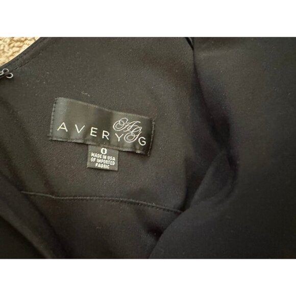 Avery G Bloomingdale’s Longsleeve Mesh Detailed Cocktail Dress with Flare sz 0 - Picture 8 of 9